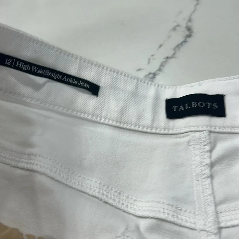 Talbots High Waist Straight Ankle White Jeans. Size 12 - Picture 5 of 14